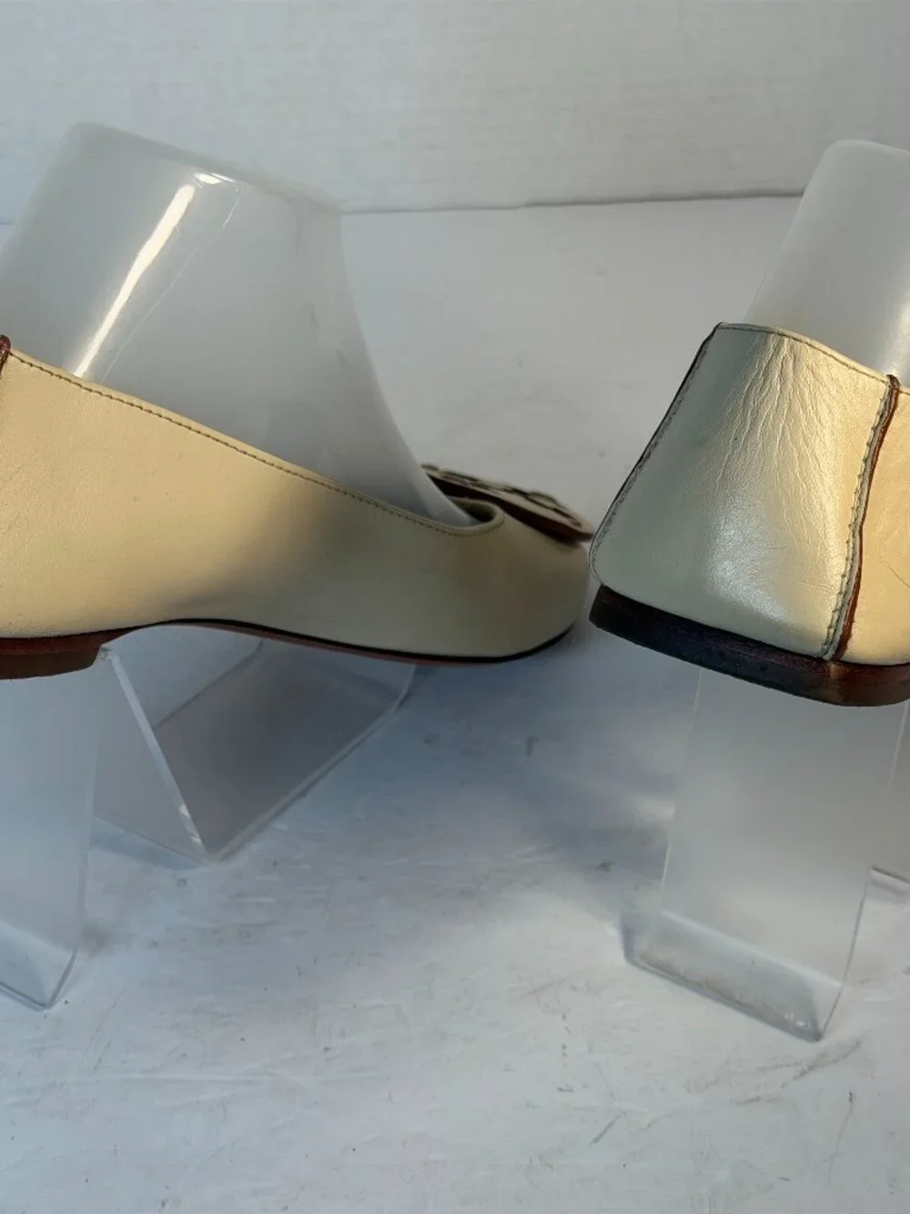 TORY BURCH SIZE 8.5 FLATS